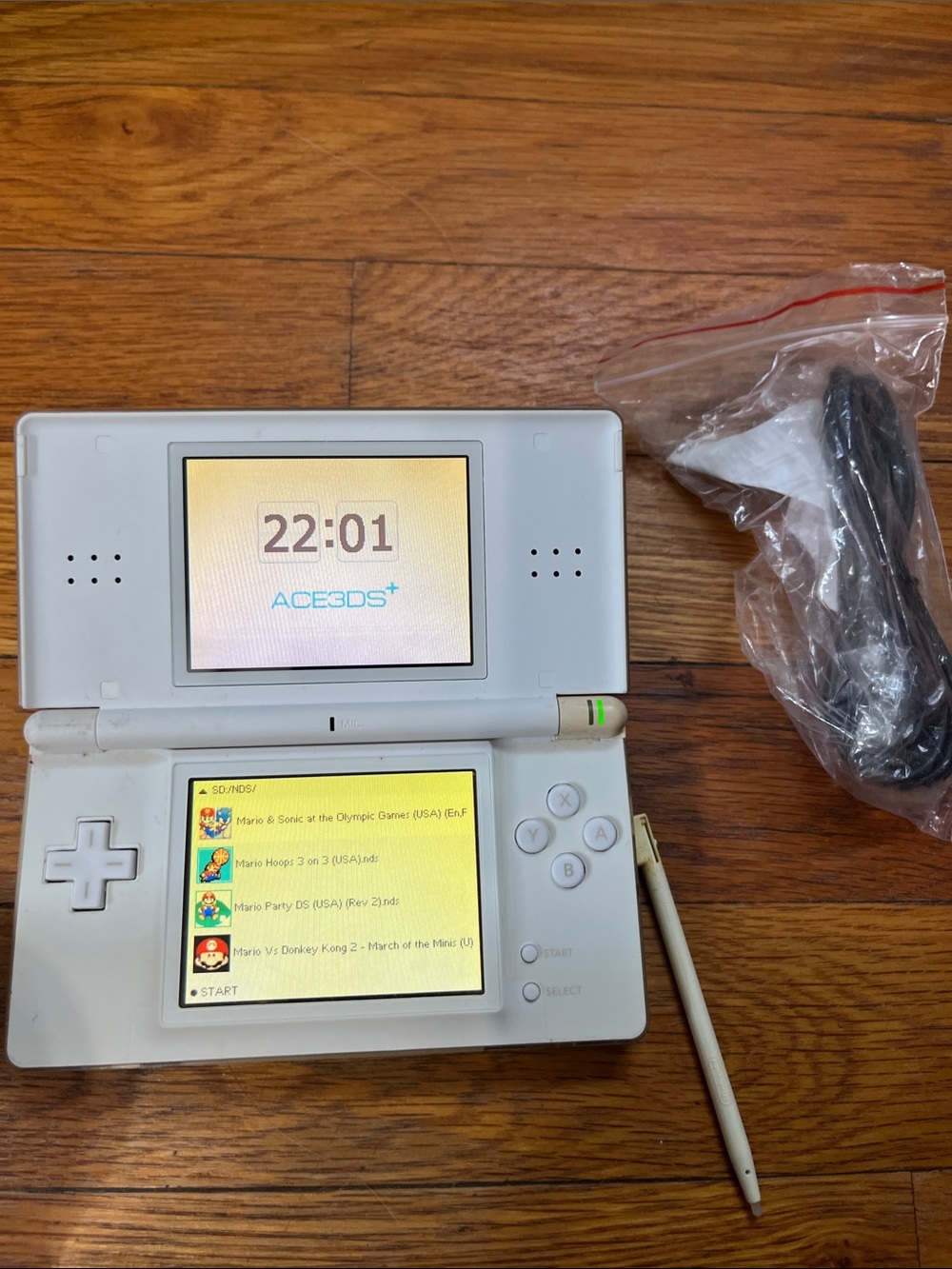 Nintendo DS Lite Handheld Console Pokémon black white Mario Zelda Kirby - Picture 3 of 13